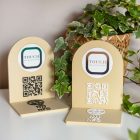 QR-kódos asztali tábla Bézs - Fehér