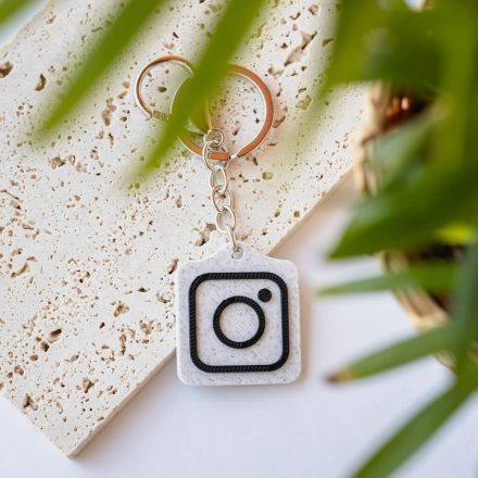 Instagram NFC kulcstartó Kőhatású - Fekete